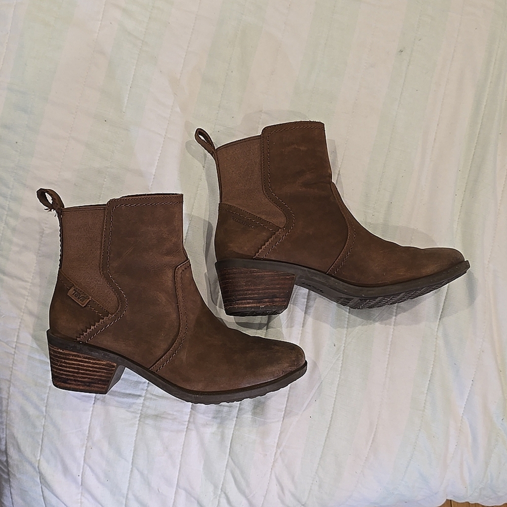 Teva Women's Anaya Chelsea Waterproof Casual Boots Bison size 9